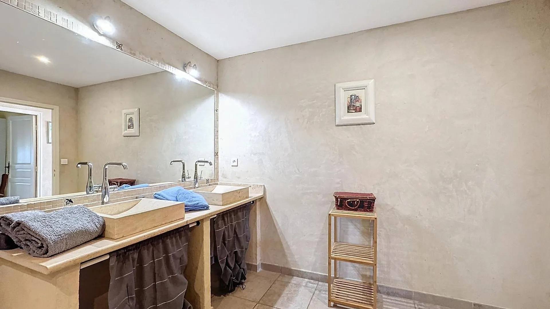 Villa Les Jardins de Bouteille à Manosque Hébergement de vacances